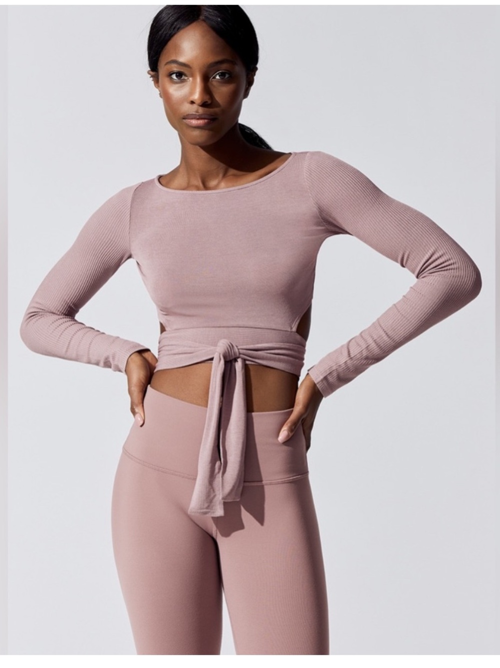 Alo Yoga Barre Long-Sleeve Tie-Waist Crop Top in Mauve Size Small